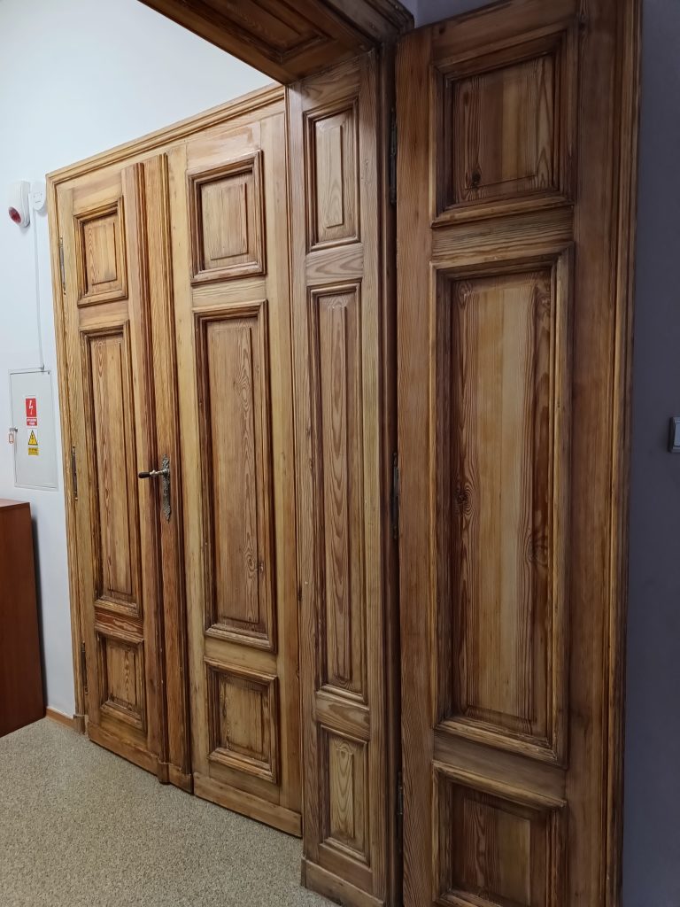 renowacja drzwi drewnianych śląsk